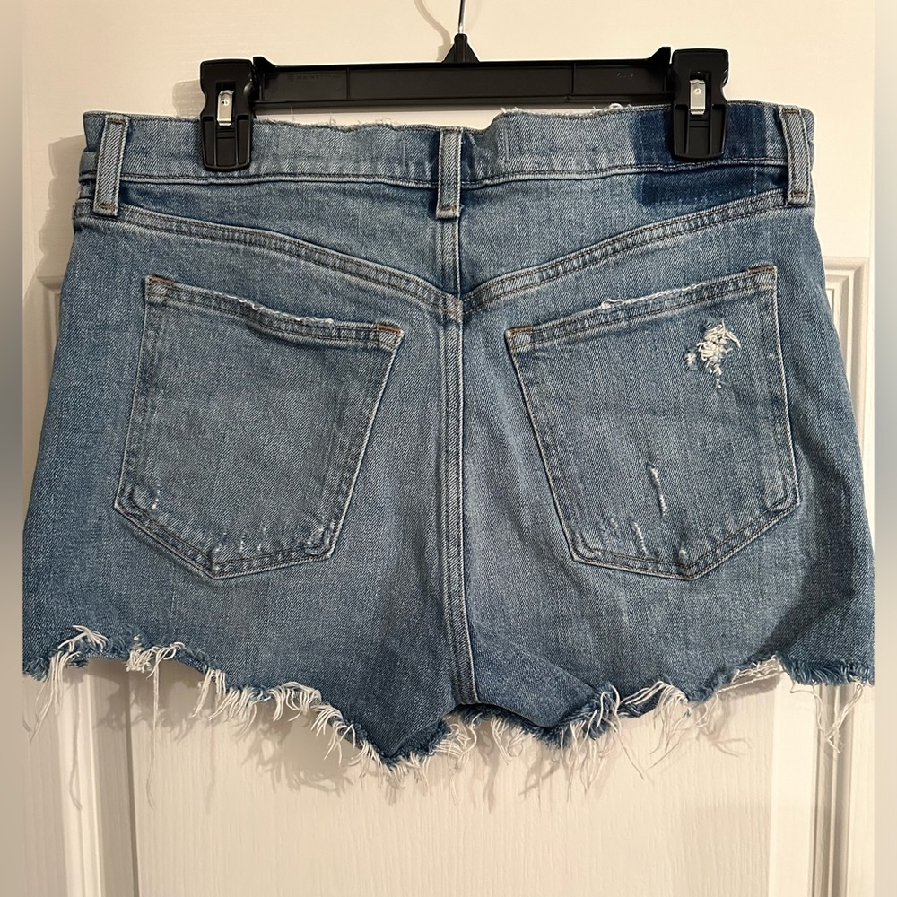 Abercrombie High Rise Mom Short